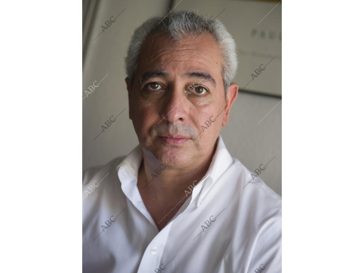 Entrevista al escritor peruano Eduardo Benavides Archivo ABC