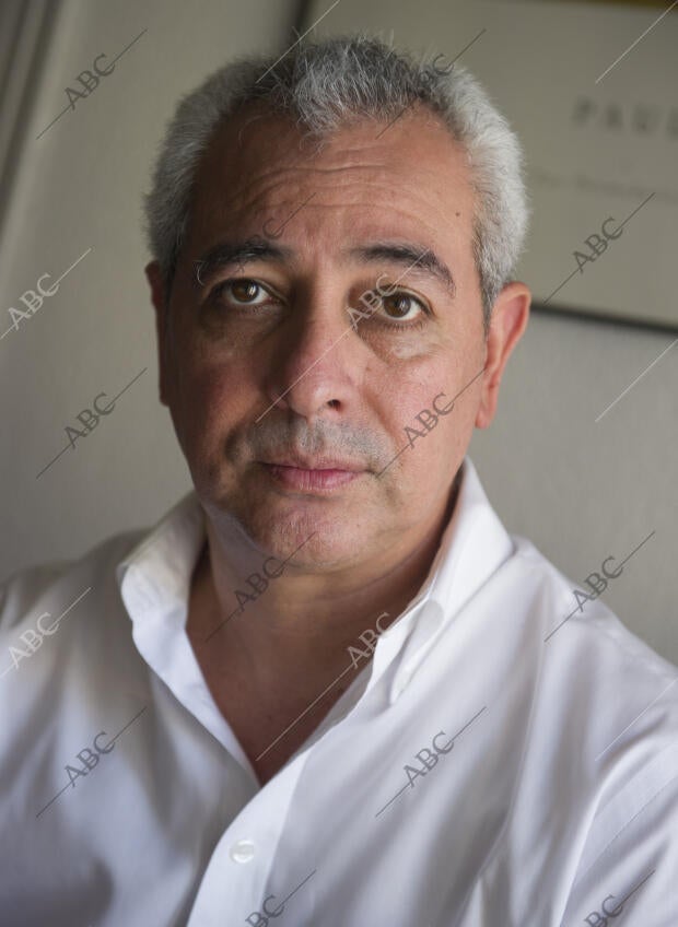 Entrevista al escritor peruano Eduardo Benavides Archivo ABC