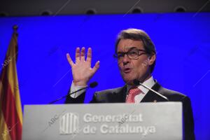 El presidente de la Generalitat, Artur Mas, en rueda de prensa para hacer...