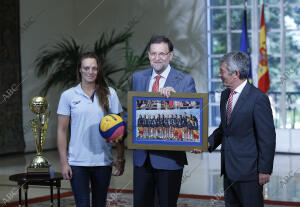 Recepciîn de Mariano Rajoy al equipo de waterpolo femenino actual Campeon de...