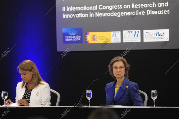 La Reina Sofia en la Inauguracion del congreso de medicina Enfermedades...