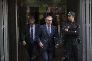 Miguel Blesa,Rodrigo Rato y Ignacio Sanchez Barjoj acuden a la adudiencia...