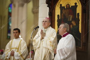 Solemne Eucaristía con la que se celebró toma de posesión del nuevo arzobispo de...