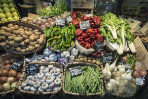 Centro Comercial El Corte Ingles / Goya Supermercado gourmet Frutas y verduras...