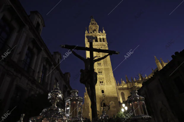 Itinerario desde la Plaza del Salvador hasta la Catedral