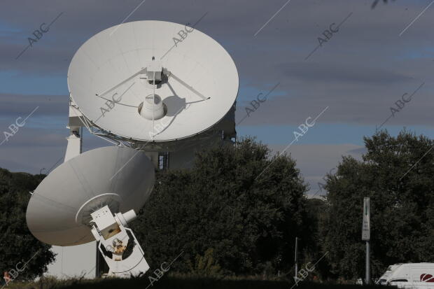 En la imagen: Antenas parabólicas de telecomunicaciones