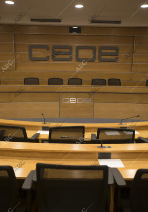 Salones de reuniones y juntas auditórium en la sede de la CEOE