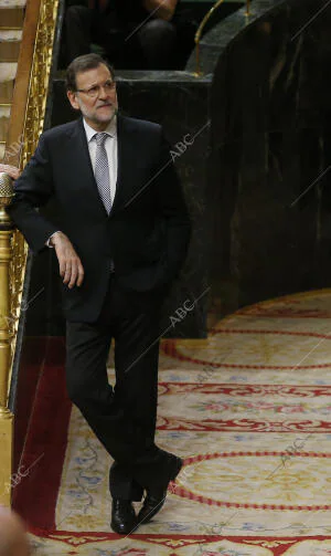 En la imagen: Mariano Rajoy durante el desvanecimiento de Valdovil