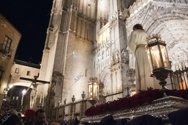 Procesión del cristo nazareno cautivo el lunes Santo