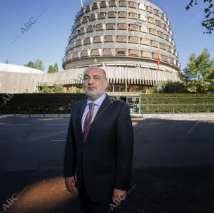 Entrevista a Francisco Pérez de los Cobos, presidente del Tribunal...