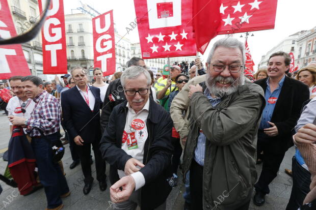 Manifestación del 1 de mayo, con motivo del día del trabajador, encabezada por...