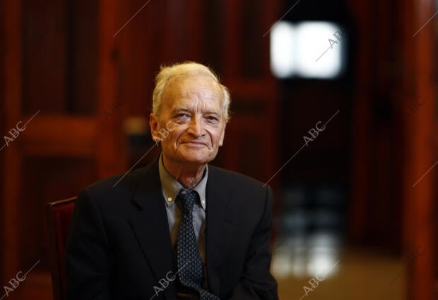 Entrevista A Luis Goytisolo