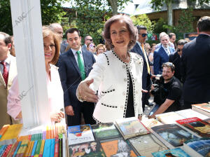 S.M. la Reina Sofía durante la inauguración de la Feria del Libro