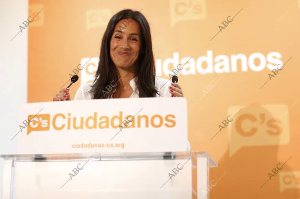 Rueda de prensa de Begoña Villacis