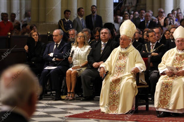 El arzobispo de Toledo y Primado de España, Braulio Rodríguez, preside la misa...