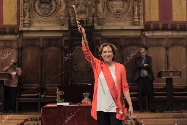 Investidura de Ada Colau como alcaldesa de Barcelona