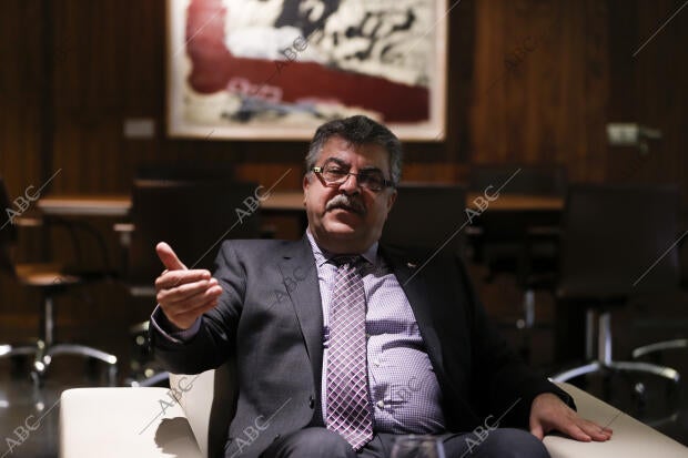 Entrevista con Badri Younes miembro del gabinete de comunicación de la NASA