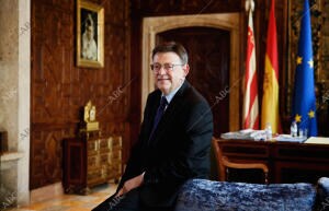 Entrevista al president de la Generalitat Valenciana, Ximo Puig, en el Palau de...