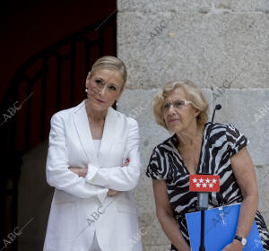 Cristina Cifuentes y Manuela Carmena se reúnen en la sede de la Comunidad de...