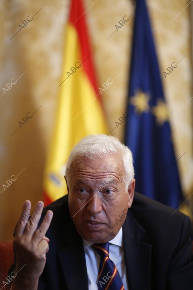 Entrevista al ministro de Exteriores Manuel García Margallo