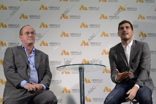 Presentación de Iker Casillas como imagen de Arriaga Asociados