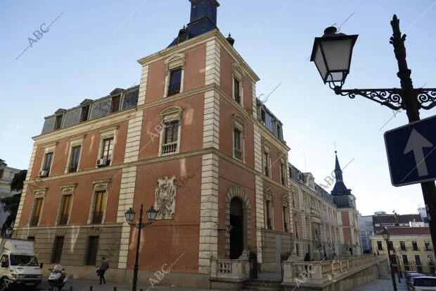 Fachada del antiguo Museo del Ejército, adscrito al Museo del Prado