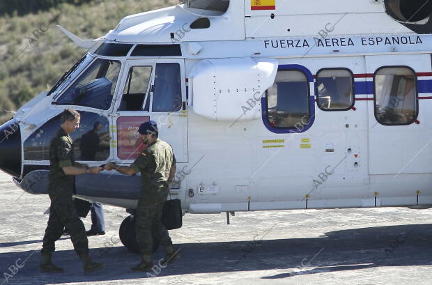 S.M el Rey Felipe Vi, Asiste al ejercicio Trident Juncture, en el campo de...