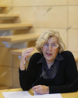 Entrevista con la alcaldesa de Madrid, Manuela Carmena, en su despacho