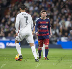 En la imagen, Messi y Cristiano Ronaldo en un momento del encuentro