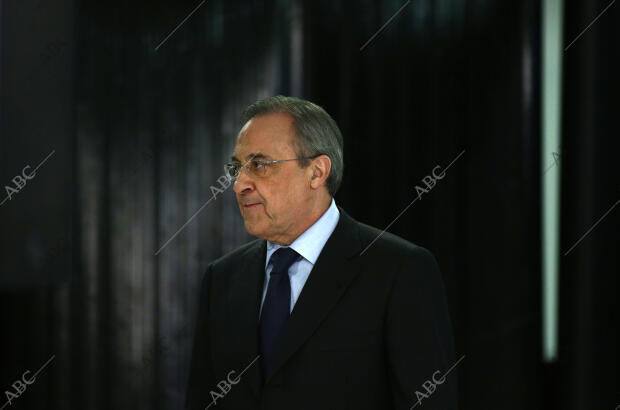 Florentino Pérez en rueda de prensa en el estadio Santiago Bernabéu