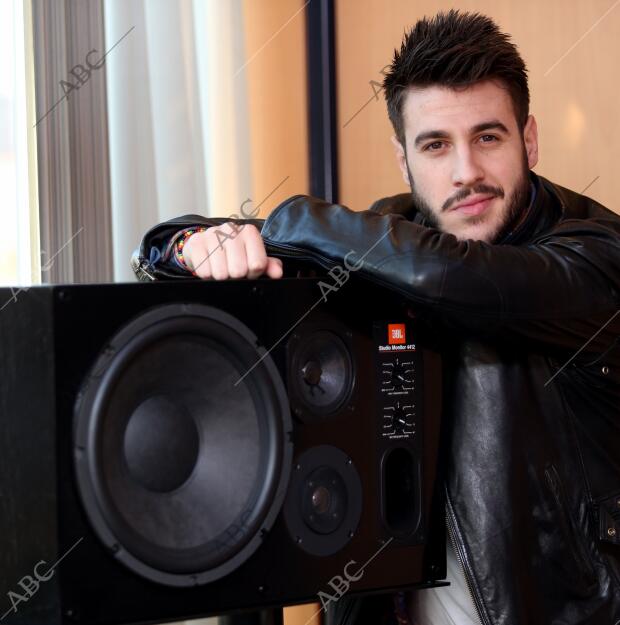 Entrevista al cantante Antonio José