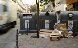 Suciedad en las calles de Madrid. En la imagen, Lavapiés