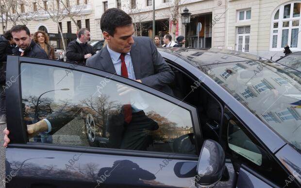 sayuno informativo con el secretario general del PSOE, Pèdro Sánchez,...