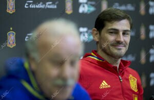 Rueda de prensa de los jugadores de la Selección Española Iker Casillas, Sergio...