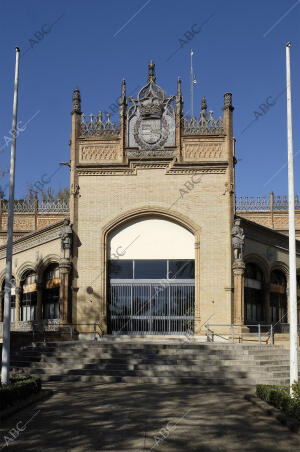 El pabellón real en el parque de María Luisa