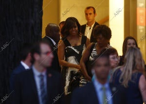 Michelle Obama y sus hijas visitan el Museo del Prado