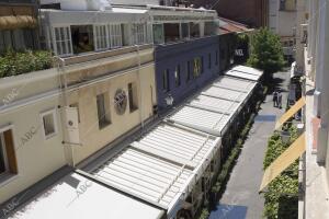 Terrazas en el callejón de Puigcerdá con Jorge Juan