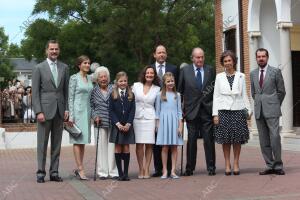 La familia real en la comunión de la Infanta Sofía