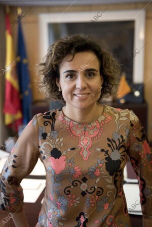 Entrevista a Dolors Montserrat, ministra de Sanidad, Servicios Sociales e...