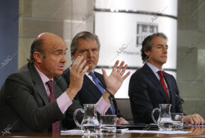 Rueda de prensa tras la reunión del Consejo de Ministros, en el Palacio de la...