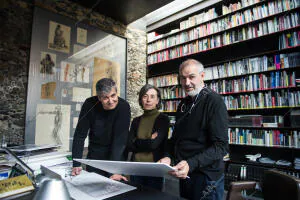 Los arquitectos Rafael Aranda, Carme Pigem y Ramón Vilalta de RCR Aquitectos,...