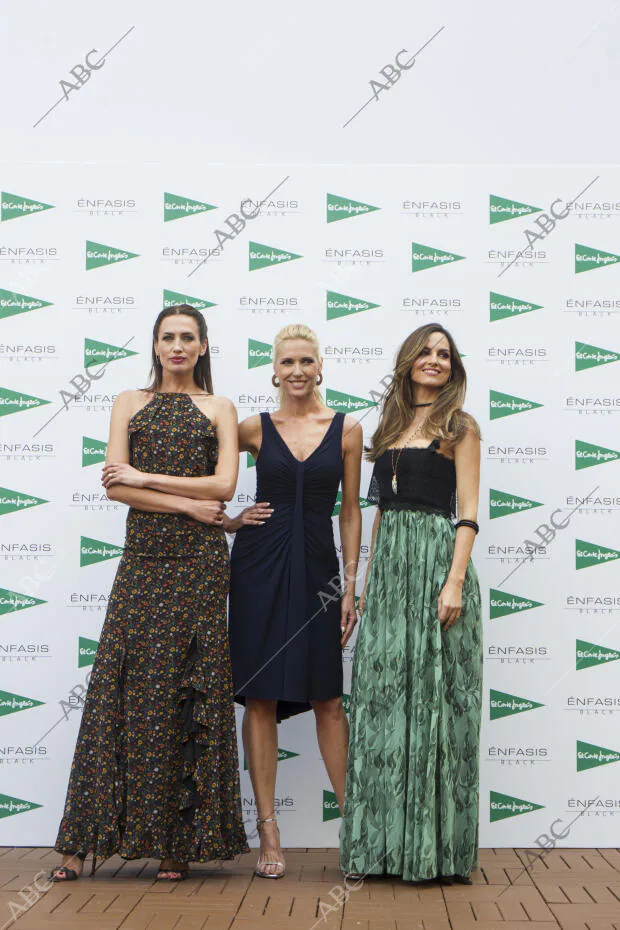 Ariadne Artiles, Judit Mascó y Nieves Álvarez en la presentación de la campaña...