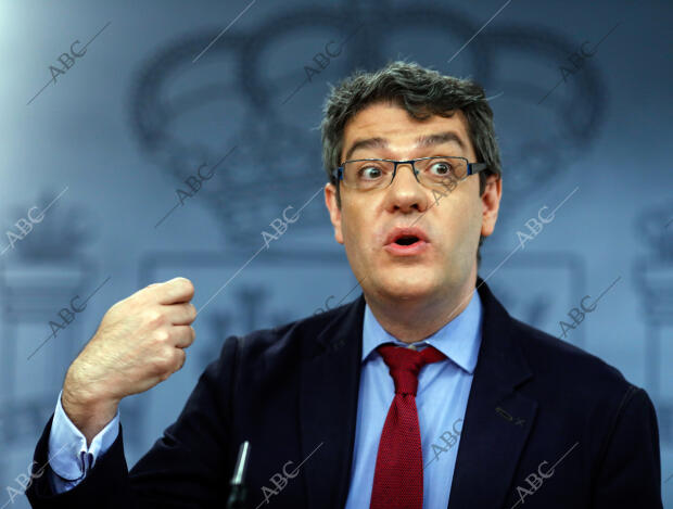 Iñigo Méndez de Vigo y Álvaro Nadal en la rueda de prensa tras el Consejo de...