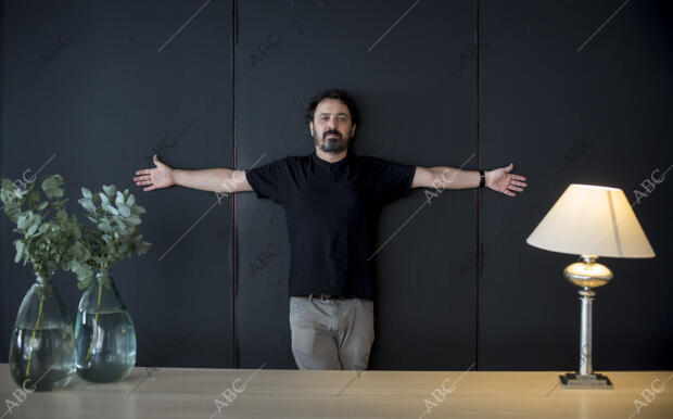 Entrevista A José C. Vales, Escritor