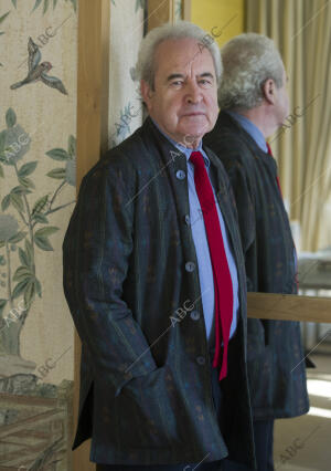 Entrevista al director John Banville