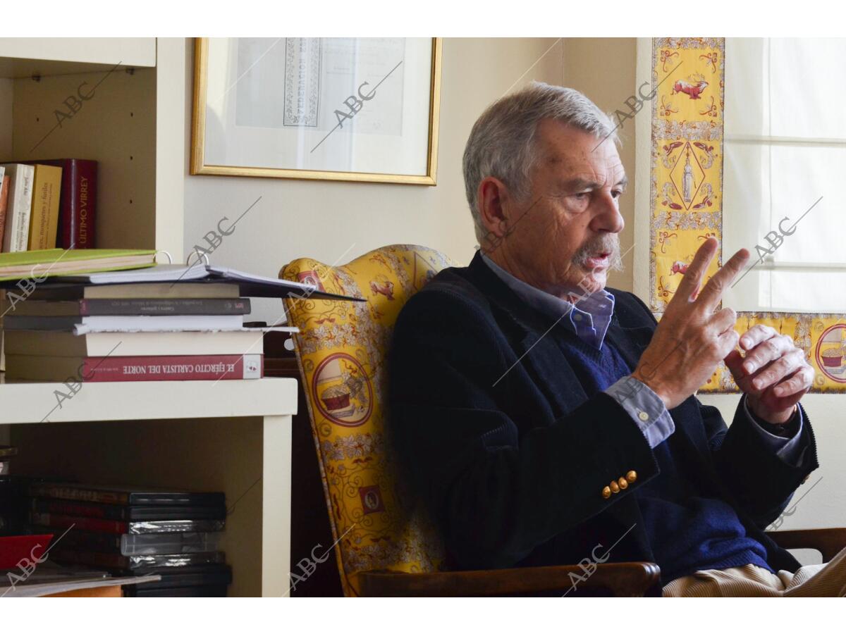 Entrevista a Julio Albi de la Cuesta, diplomático español, escritor y