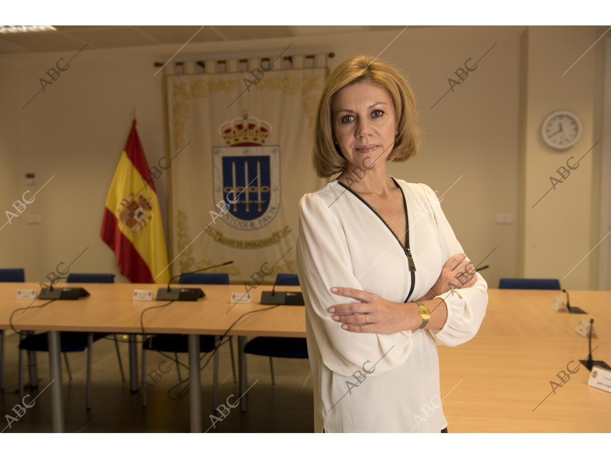 Entrevista A Mar a Dolores De Cospedal Ministra De Defensa En El Entrevista A Mar a Dolores De Cospedal Ministra De Defensa En El