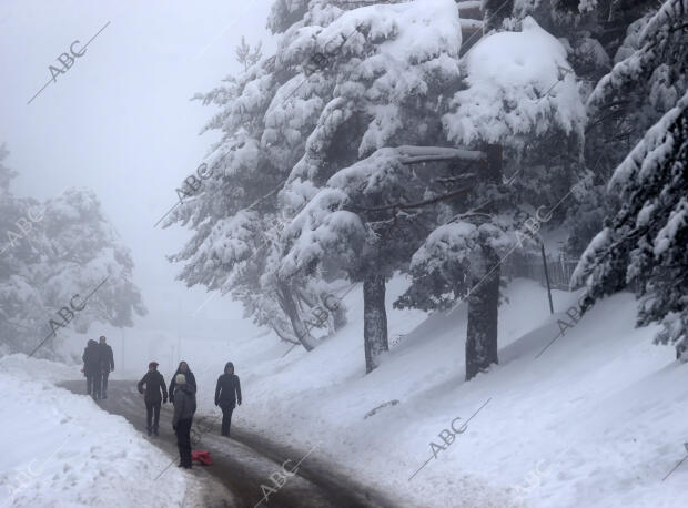 Reportaje sobre la pista de esquí en el puerto de Navacerrada