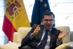 Entrevista con Román Escolano, ministro de Economía