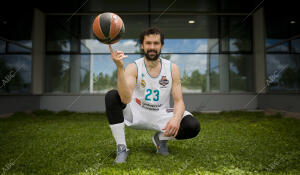 Entrevista al jugador de baloncesto del Real Madrid Sergio Llull